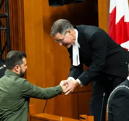 26ukraine-briefing-canada-mfpg-articleLarge