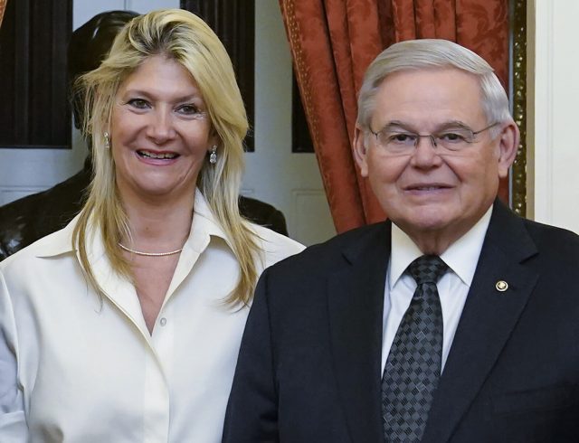 menendez_syzygos