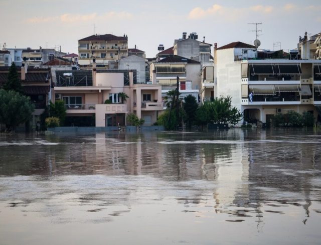 ΠΛΗΜΜΥΡΕΣ ΣΤΗ ΠΕΡΙΟΧΗ ΤΗΣ ΛΑΡΙΣΑΣ ΑΠΟ ΤΟ ΚΥΜΑ ΚΑΚΟΚΑΙΡΙΑΣ DANIEL – ΥΠΕΡΧΕΙΛΙΣΗ ΤΟΥ ΠΗΝΕΙΟΥ  (ΛΕΩΝΙΔΑΣ ΤΖΕΚΑΣ / EUROKINISSI)