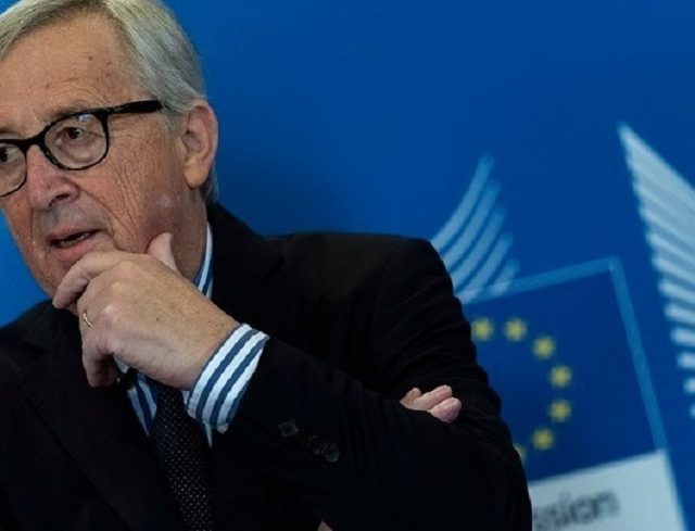 w05-175404w04164428Juncker28