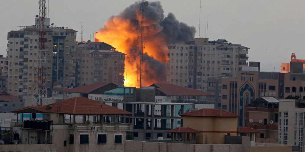 AP_gaza_explosion