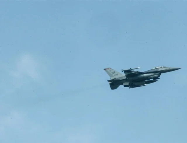 F35