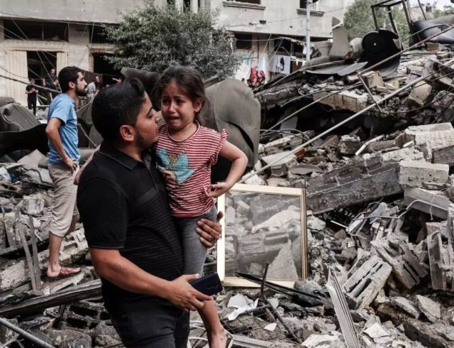 GAZA_FATHER_CHILD