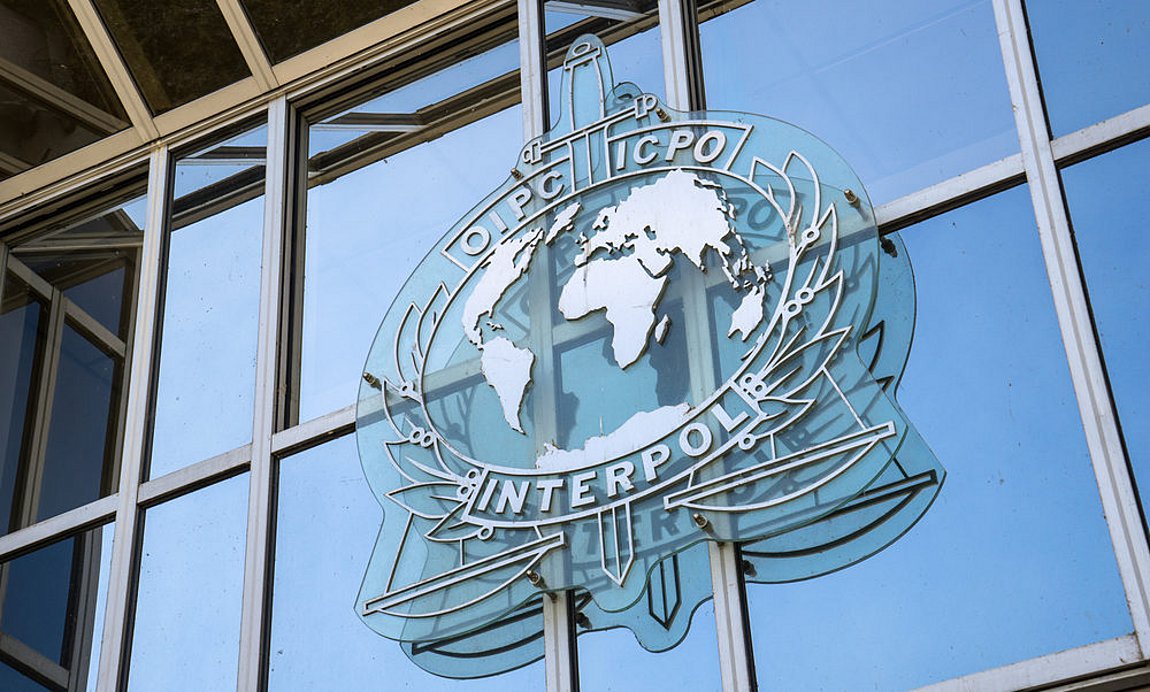 interpol-interpol_252863_220216_type13262