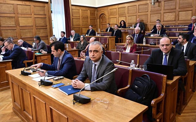 vouli_exetastiki_tempi_2