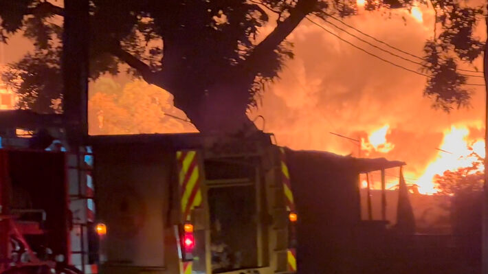 guinea_explosion_01