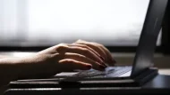 laptop2610_ap.jpg