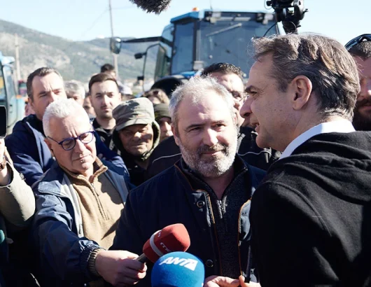 amfiloxia-mitsotakis