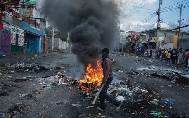 haiti-protest-2