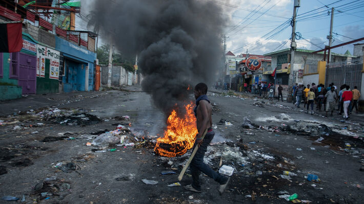 haiti-protest-2