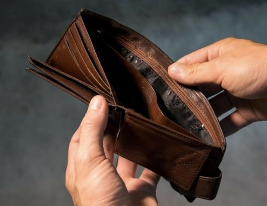 wallet-3548021_1280-768×512