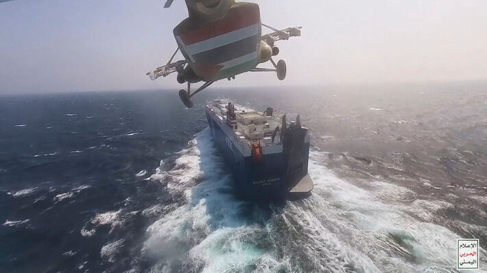 yemen_huthi_ship_attack