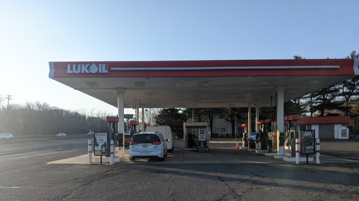 lukoil_27-