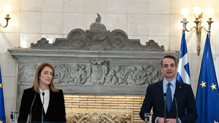 mitsotakis_metsola
