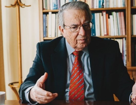 μπαμπινιωτης