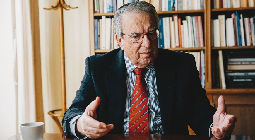 μπαμπινιωτης
