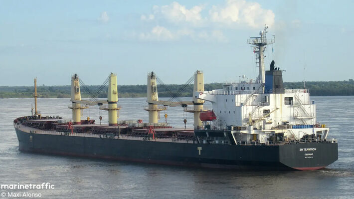 red_dea_ship