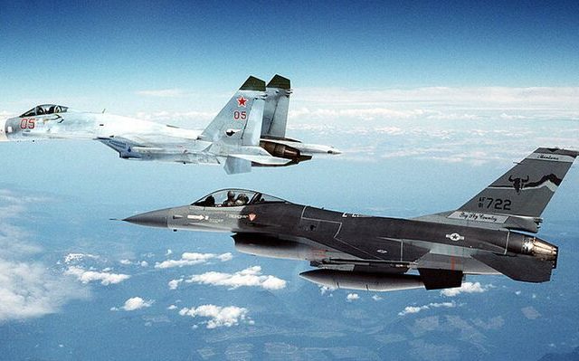 su-27vsf-16