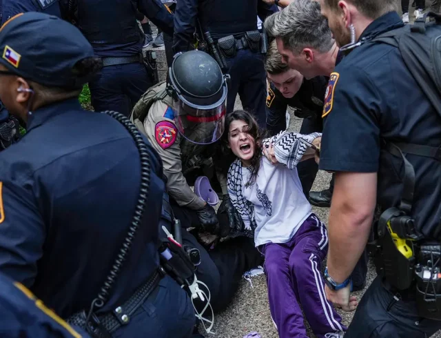 usa_palestine_police