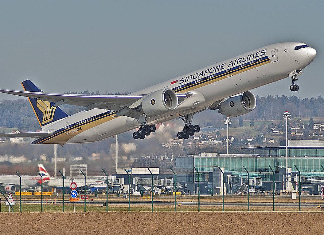 1024px-singapore-airlines-boeing-777-300er