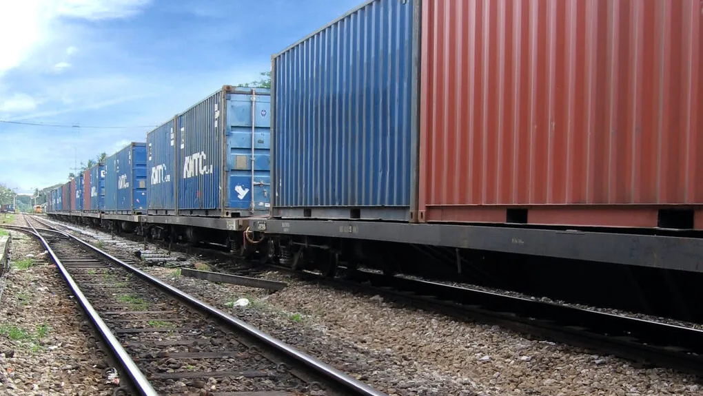 3 – trena container – 1020.jpg