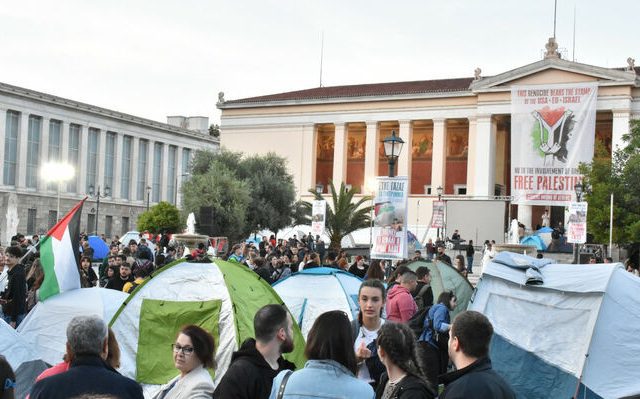 propylaia-olonyktia