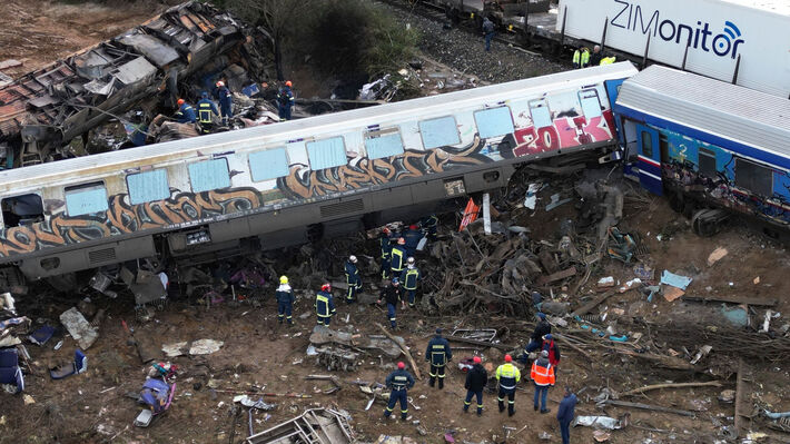 treno_sugkrousi-13