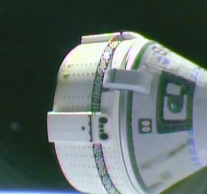 boeing_starliner_02