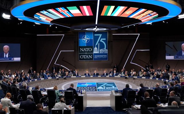 nato_summit_03
