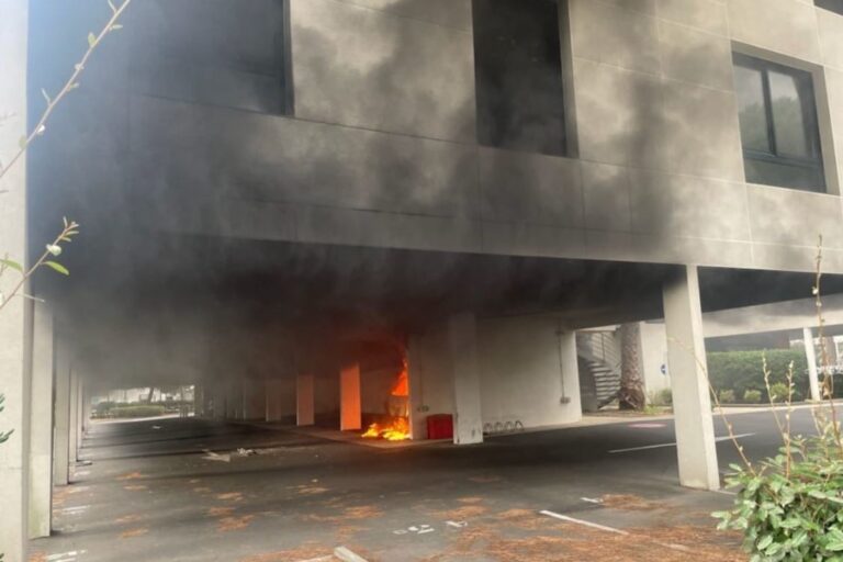 france_fire-synagogi