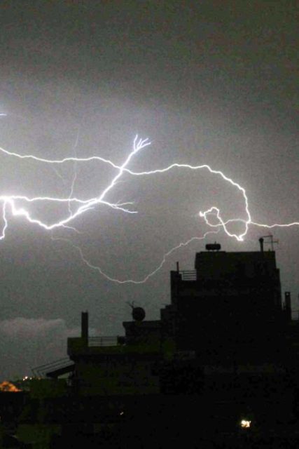 ÅÉÊÏÍÅÓ ÁÐÏ ÔÇÍ ÁËËÁÃÇ ÔÏÕ ÊÁÉÑÏÕ ÓÔÇÍ  ÁÔÔÉÊÇ(×ÈÅÓ ÂÑÁÄÕ)–