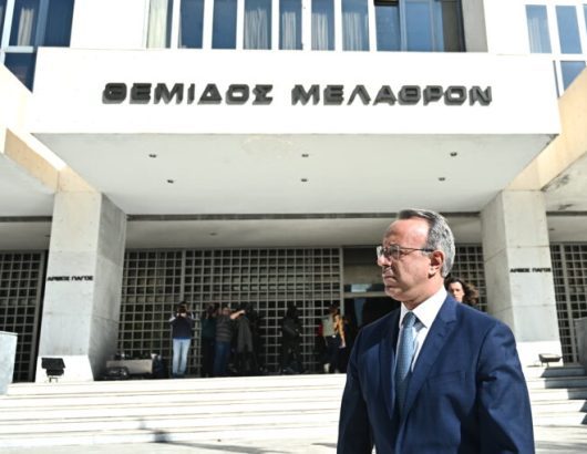 [372766] ΕΠΙΣΚΕΨΗ ΤΟΥ ΥΠΟΥΡΓΟΥ ΜΕΤΑΦΟΡΩΝ ΧΡΗΣΤΟΥ ΣΤΑΪΚΟΥΡΑ ΣΤΗΝ ΕΙΣΑΓΓΕΛΕΑ ΤΟΥ ΑΡΕΙΟΥ ΠΑΓΟΥ   (ΚΩΣΤΑΣ ΤΖΟΥΜΑΣ/EUROKINISSI)