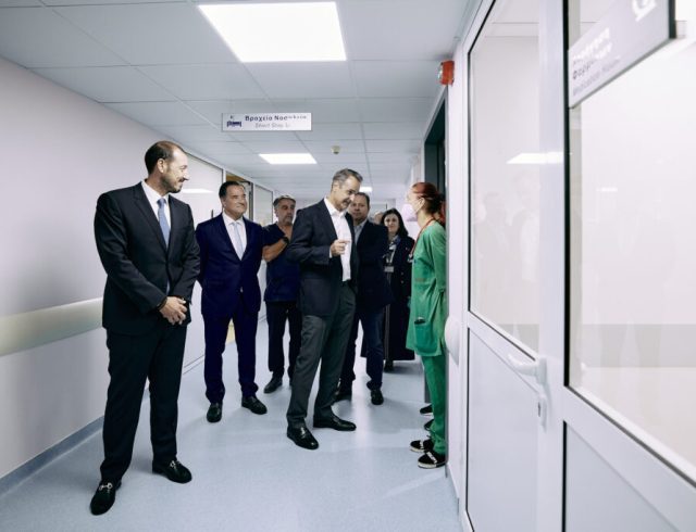 mitsotakis_paidon-1-1024×683