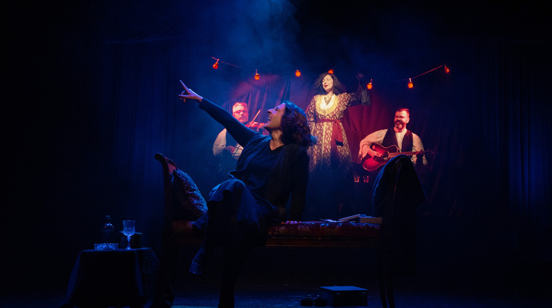 roza-eskenazu-i-vasilissa-tou-rebetikou-sto-theatro-alkmini