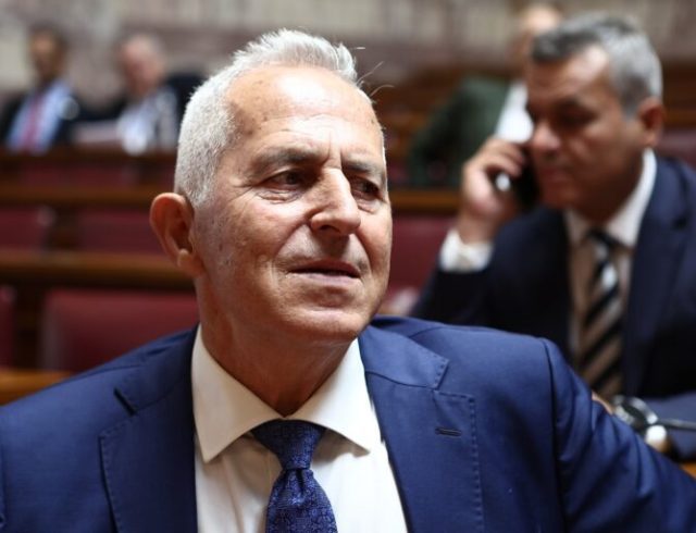 Apostolakis-768×512-1