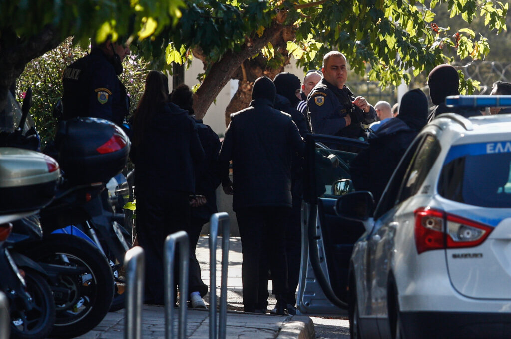 [373190] ΑΠΟΛΟΓΙΑ ΣΤΟΝ ΕΙΣΑΓΓΕΛΕΑ ΤΗΣ 30ΧΡΟΝΗΣ ΠΟΥ ΣΥΝΕΛΗΦΘΗ ΓΙΑ ΤΗΝ ΕΚΡΗΞΗ ΣΤΟΥΣ ΑΜΠΕΛΟΚΗΠΟΥΣ (EUROKINISSI)