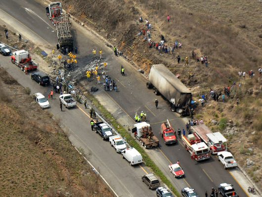 mexico-bus-crash