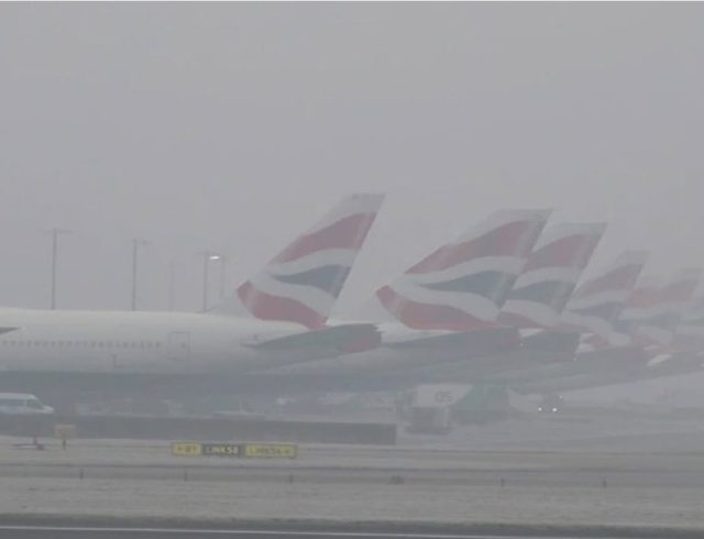 omixli-aerodromio-british-airlines-212121