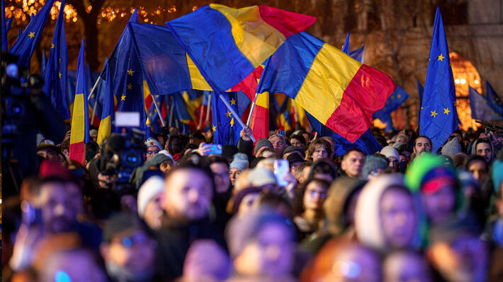 romania-election-rally-1