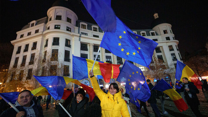 romania-election-rally-2