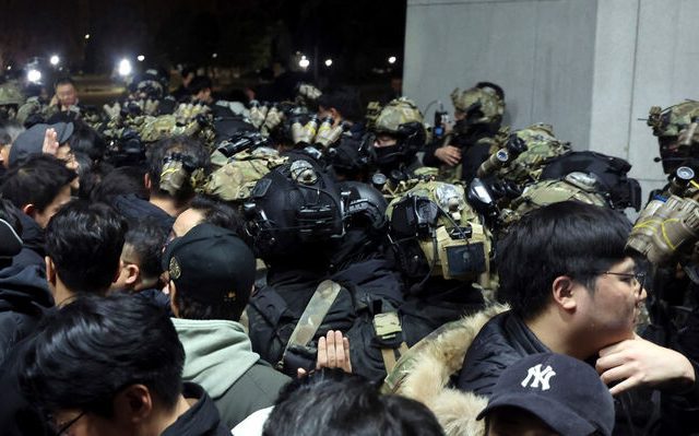 south-korea-martial-law-6