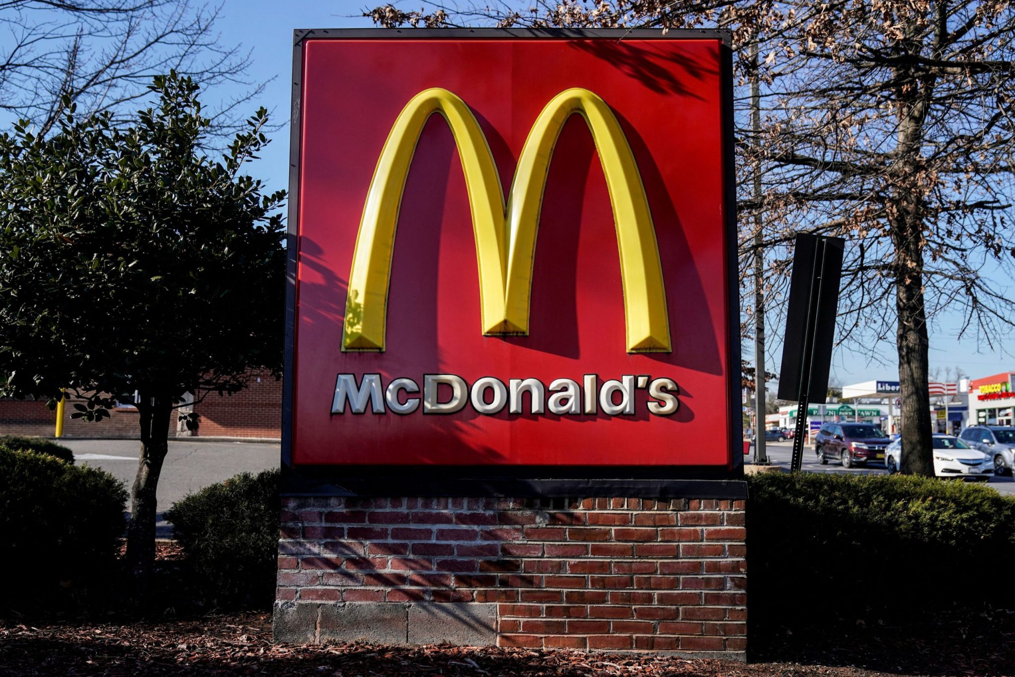 mcdonalds-scaled-1-2048×1366