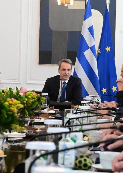 mitsotakis_ypoyrgiko