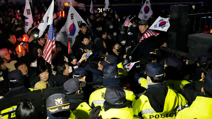south-korea-martial-law-1