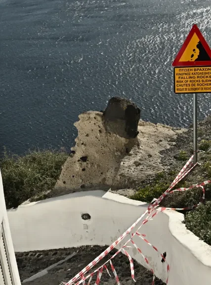Santorini-seismoi.png