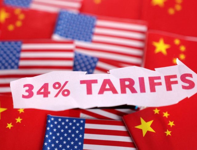 2025-04-04T165538Z_45977485_RC24RDA74C0H_RTRMADP_5_USA-TRUMP-TARIFFS-1-1200×799