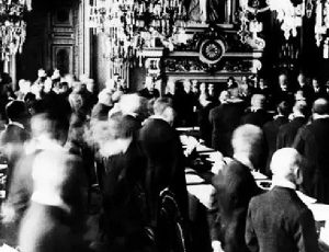 06.28.-28-IOUNIOU-1919 715Χ460