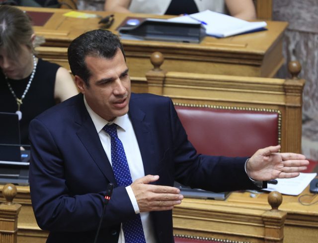 [379097] ΣΥΖΗΤΗΣΗ ΣΤΗΝ ΟΛΟΜΕΛΕΙΑ ΤΗΣ ΒΟΥΛΗΣ ΝΟΜΟΣΧΕΔΙΟΥ ΤΟΥ ΥΠΟΥΡΓΕΙΟΥ ΑΝΑΠΤΥΞΗΣ  (ΓΙΩΡΓΟΣ ΚΟΝΤΑΡΙΝΗΣ/EUROKINISSI)