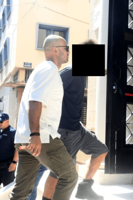 25χρονος