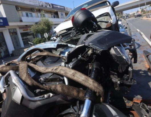 [379818] ΤΡΟΧΑΙΟ ΔΥΣΤΥΧΗΜΑ ΜΕ ΜΟΤΟΣΥΚΛΕΤΑ ΣΤΗ ΣΥΜΒΟΛΗ ΤΗΣ Λ. ΜΕΣΟΓΕΙΩΝ ΜΕ ΤΗ Λ. ΛΑΥΡΙΟΥ ΣΤΟ ΥΨΟΣ ΤΟΥ ΣΤΑΥΡΟΥ ΤΗΣ ΑΓΙΑΣ ΠΑΡΑΣΚΕΥΗΣ (ΓΙΑΝΝΗΣ ΠΑΝΑΓΟΠΟΥΛΟΣ / EUROKINISSI)